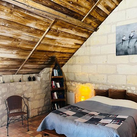 Chateau De La Thibaudiere - Chambre Du Tonneau Allonnes  Экстерьер фото