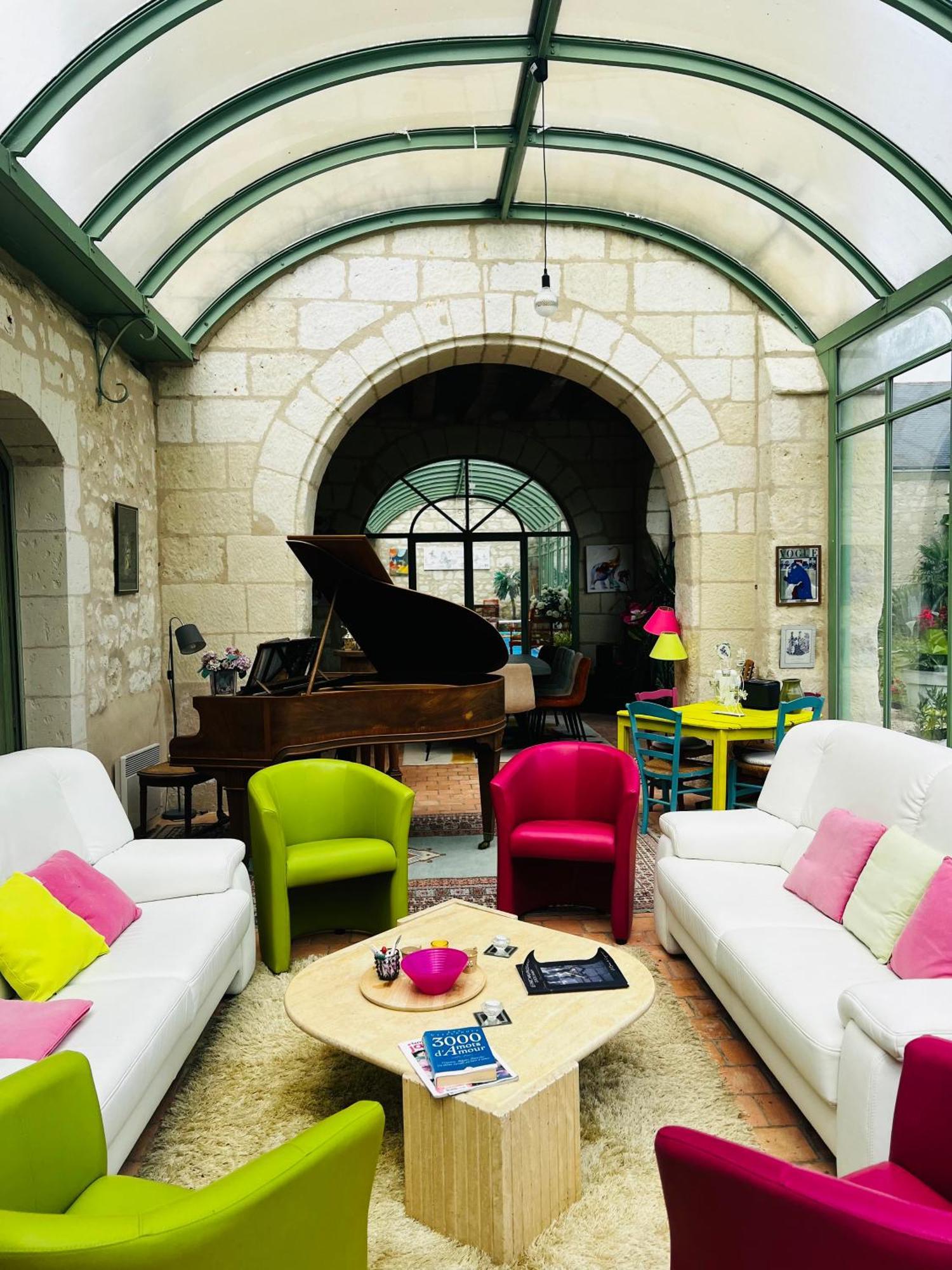 Chateau De La Thibaudiere - Chambre Du Tonneau Allonnes  Экстерьер фото
